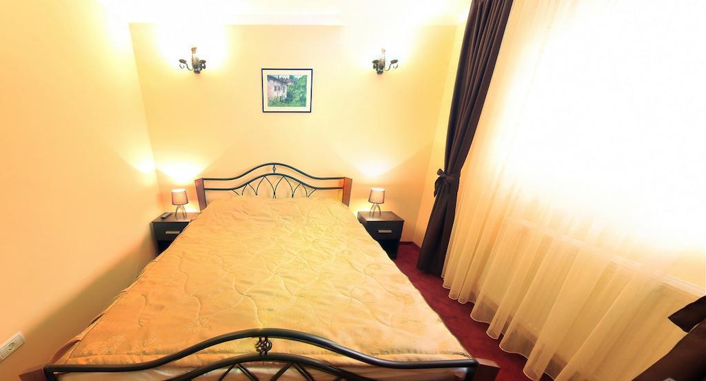 La Storia Guest House 皮特什蒂 外观 照片