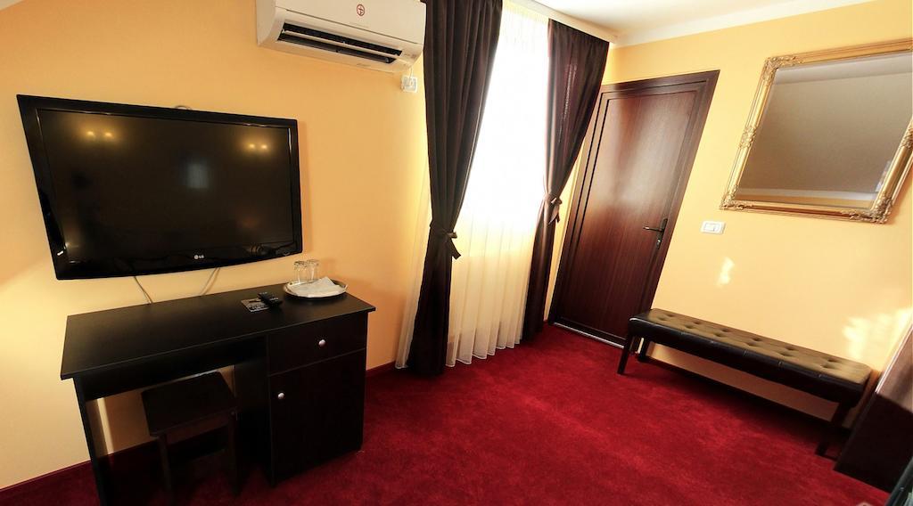 La Storia Guest House 皮特什蒂 外观 照片
