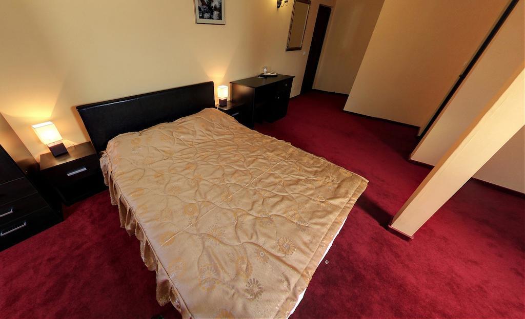 La Storia Guest House 皮特什蒂 客房 照片
